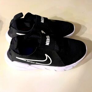 Nike Flex Runner 2 Little Boy Size 13